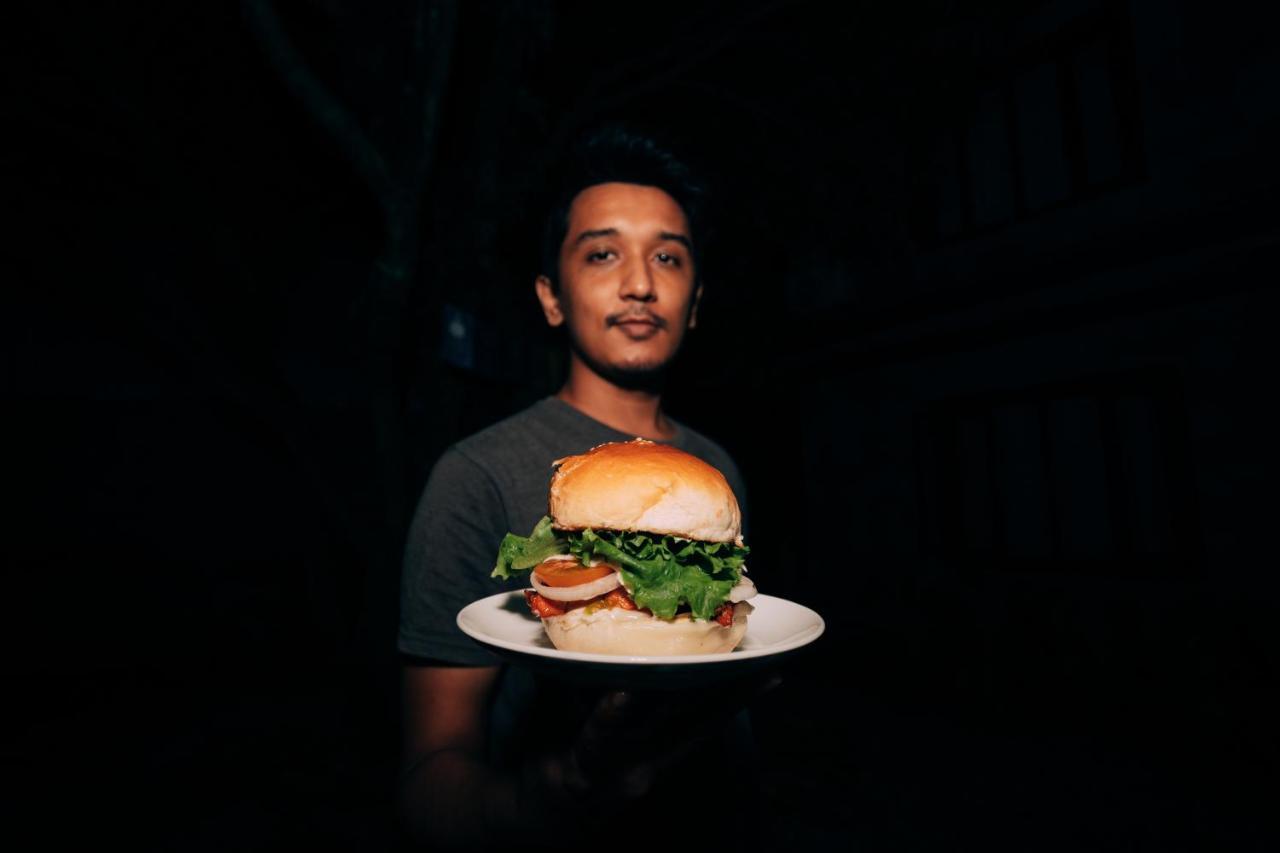 Hotel Tulsi Pokhara Eksteriør billede